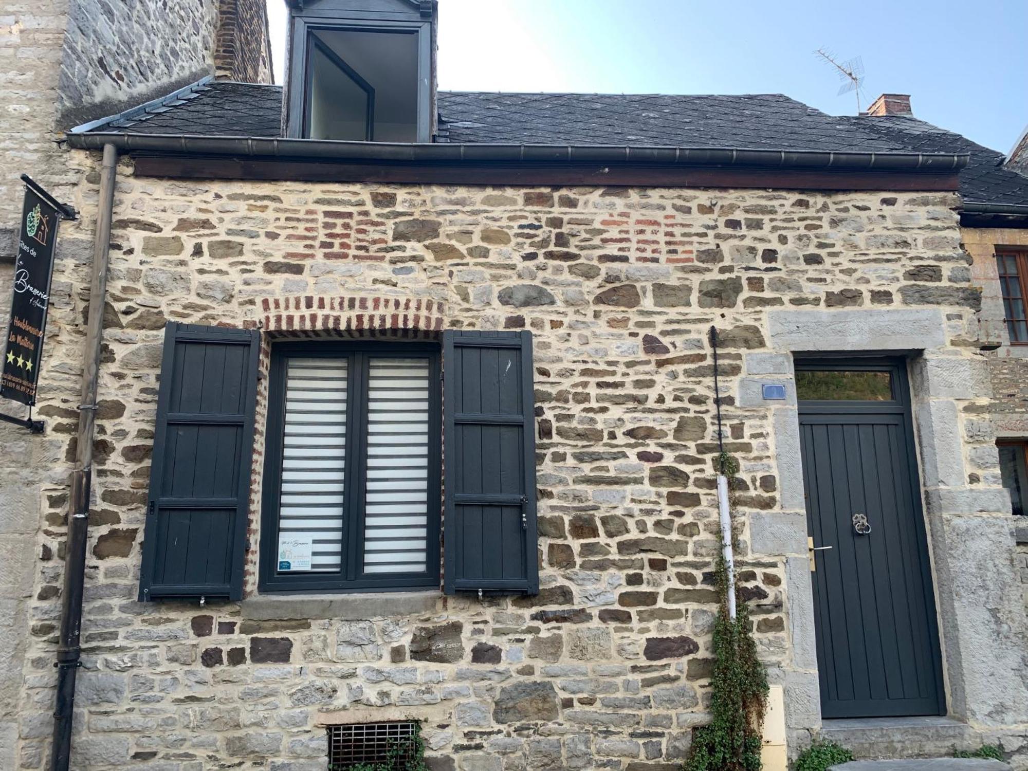 Les Gites De La Brasserie D'Aubrives La Malterie Et La Houblonniere Buitenkant foto